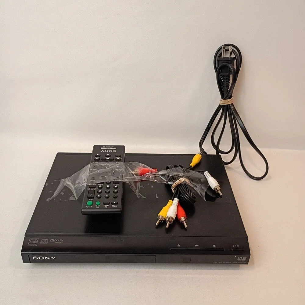 Sony DVP-SR210P CD/DVD Player With Remote & RCA Cables Black, Works Tested